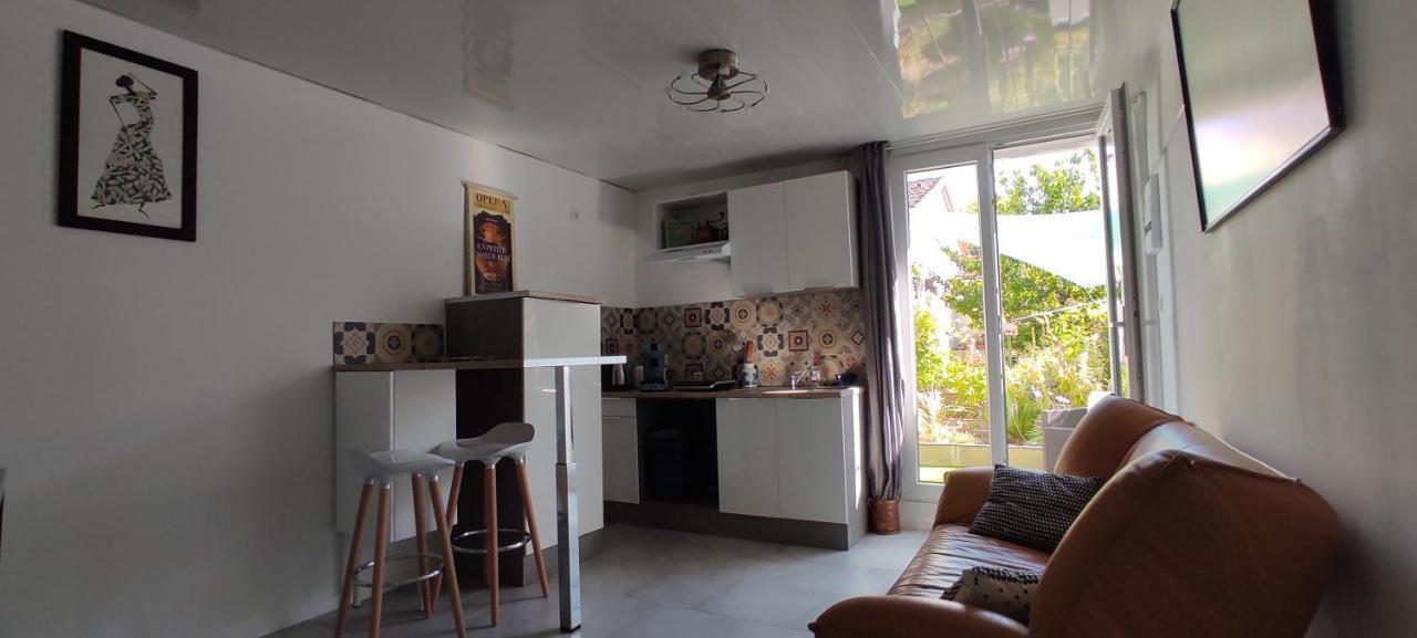 Bel appartement cosy indépendant, jolie terrasse Montpellier Esterno foto